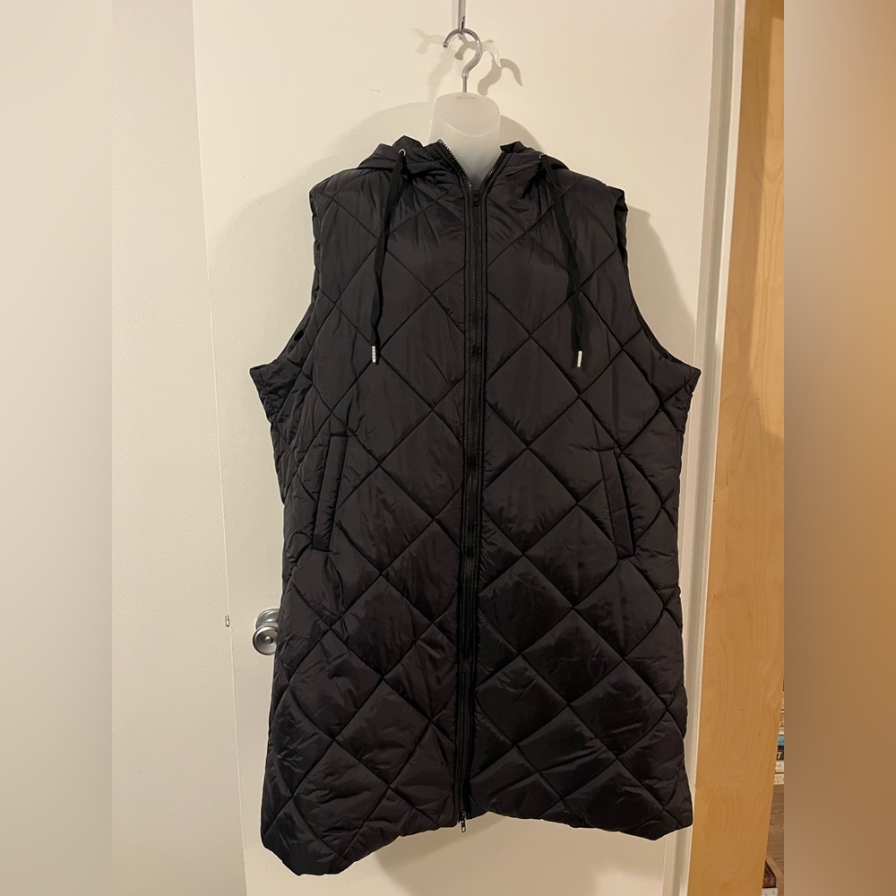 Black Quilted Hooded Vest